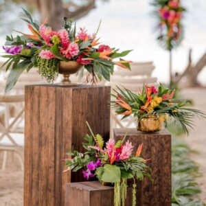 c0b50-colorful-tropical-costa-rica-destination-wedding